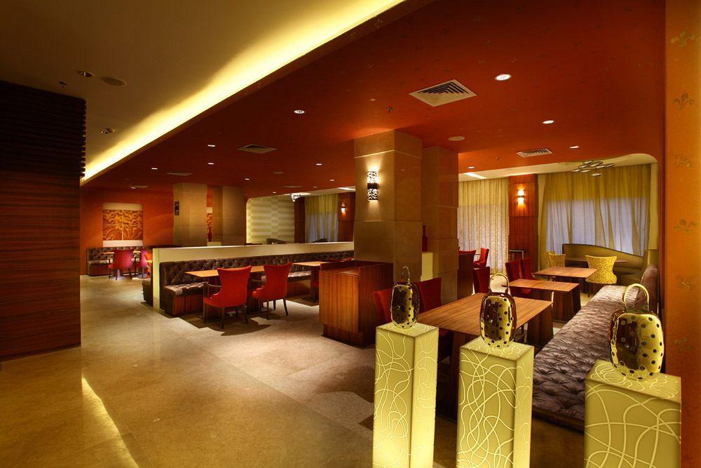 Hotel Park Plaza Shahdara Nueva Delhi Exterior foto
