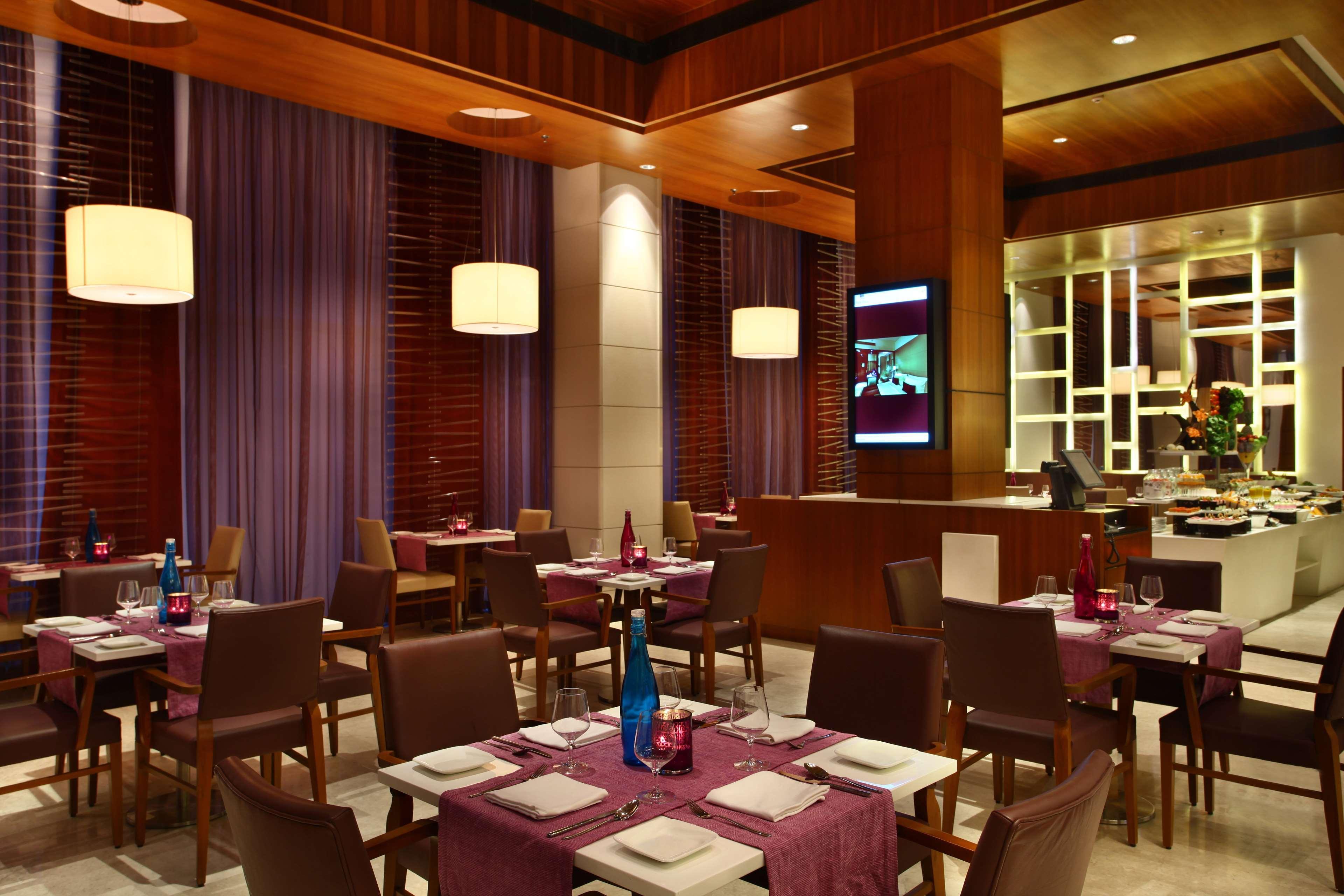 Hotel Park Plaza Shahdara Nueva Delhi Restaurante foto