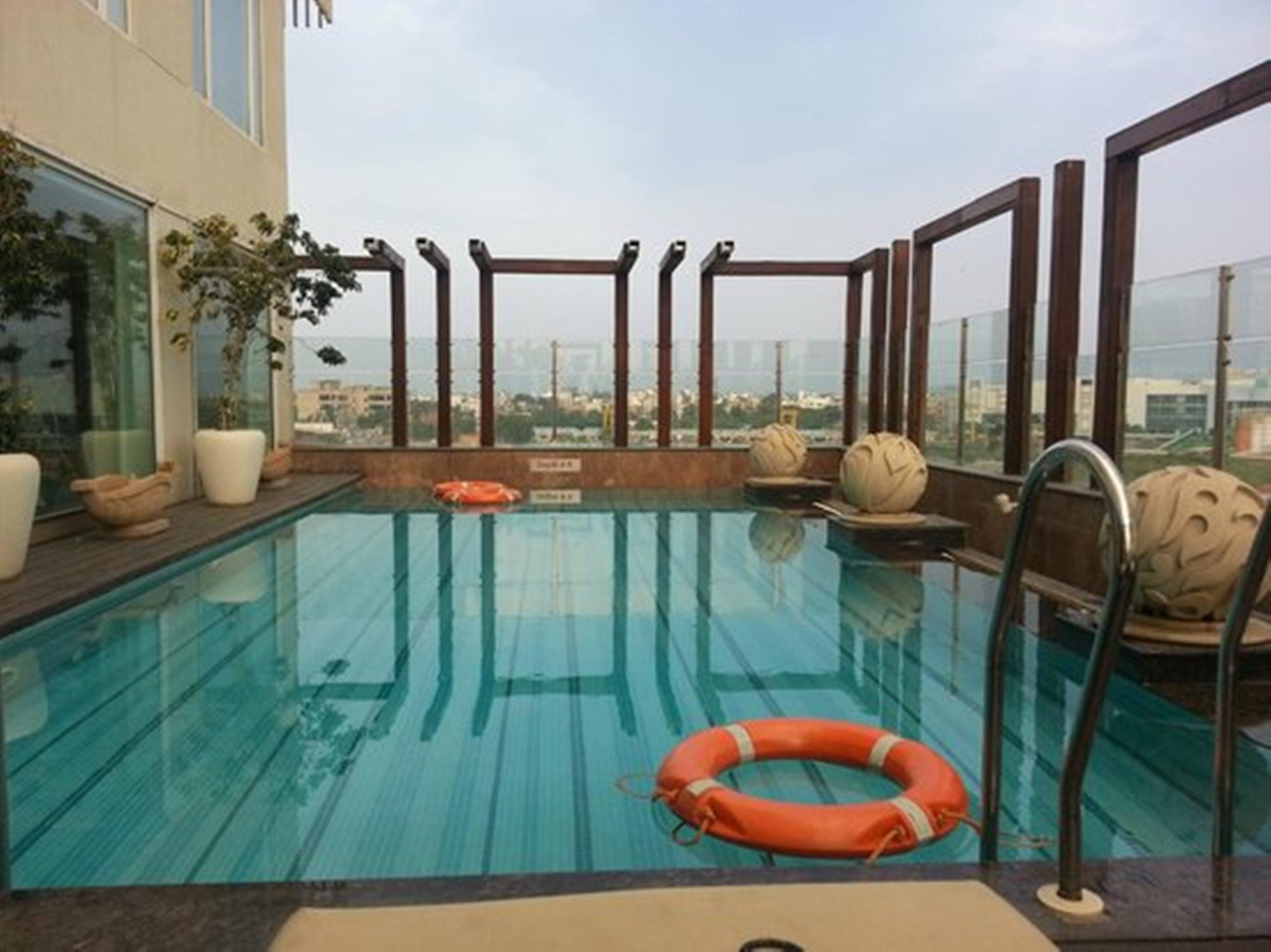 Hotel Park Plaza Shahdara Nueva Delhi Exterior foto