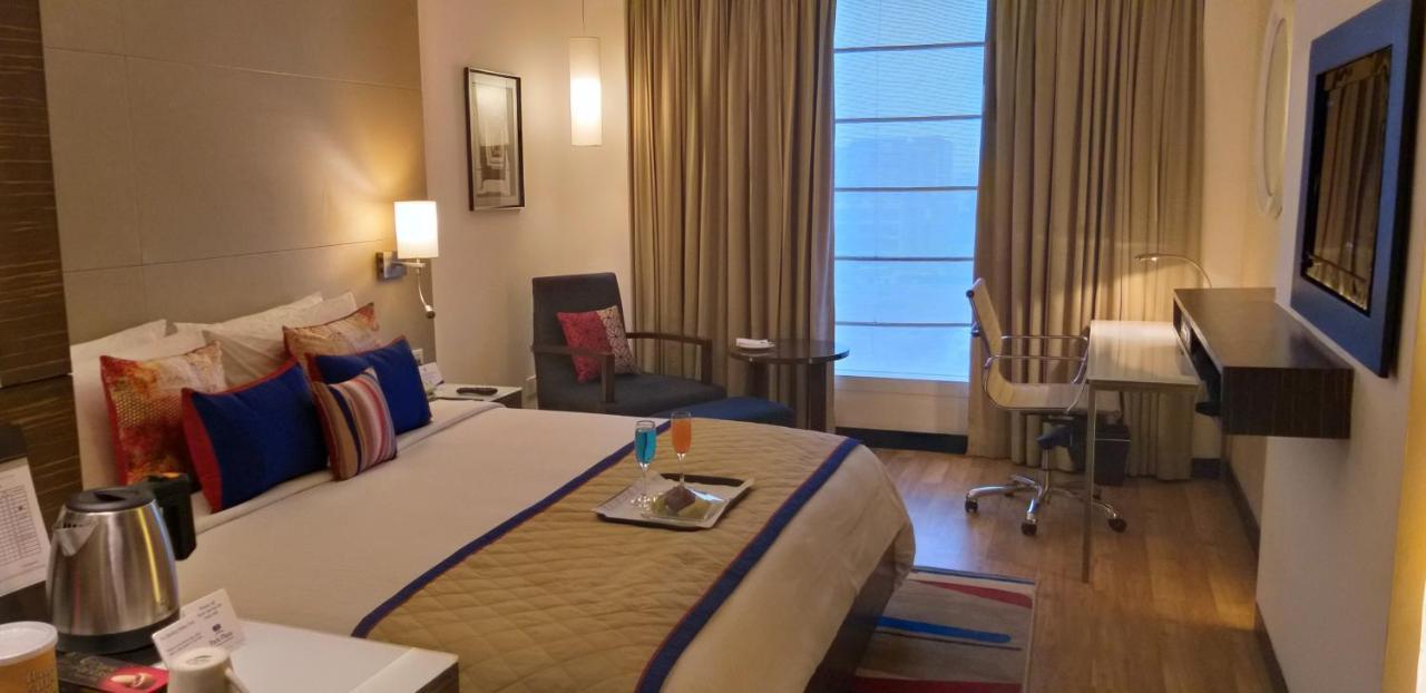 Hotel Park Plaza Shahdara Nueva Delhi Exterior foto