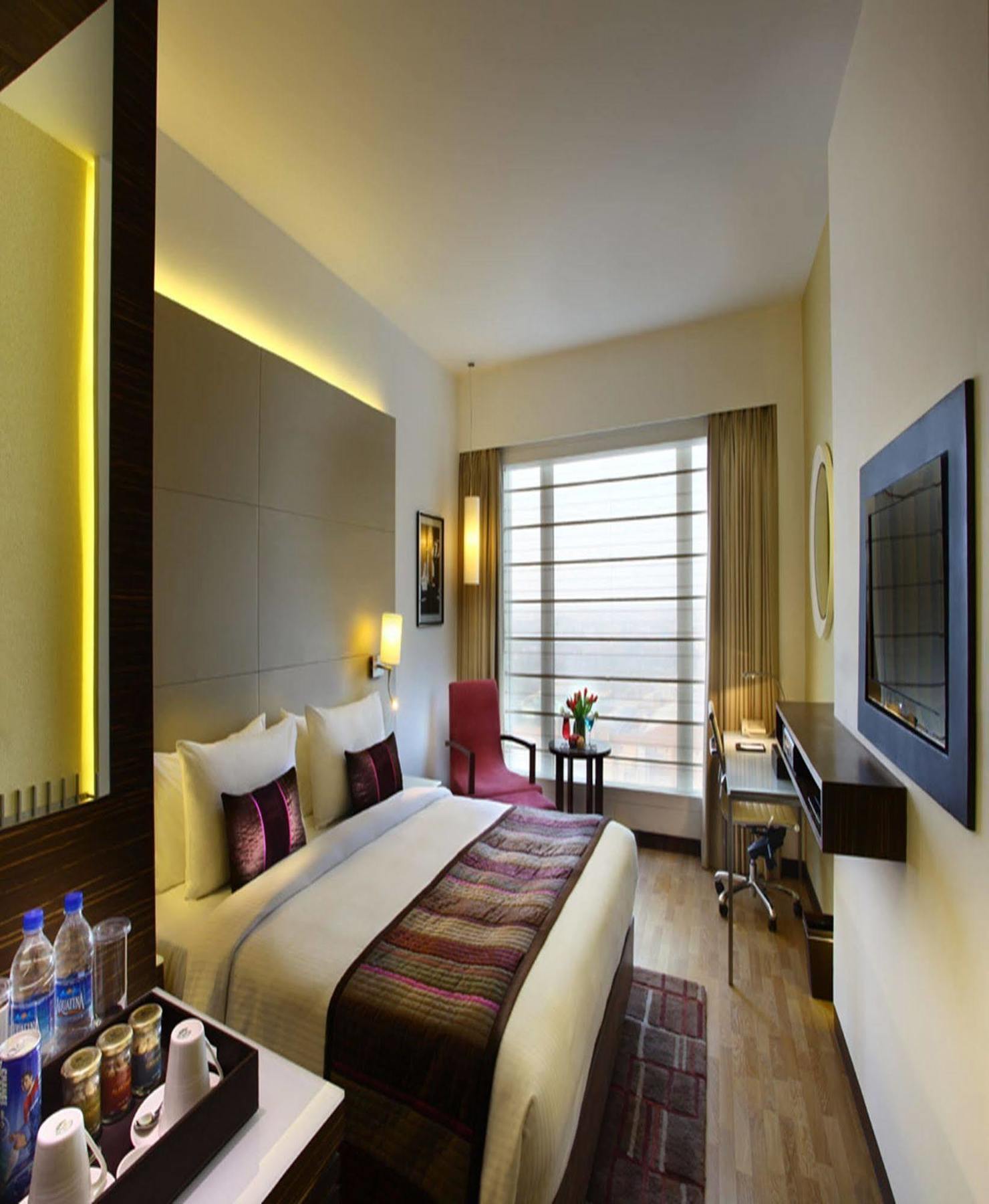 Hotel Park Plaza Shahdara Nueva Delhi Exterior foto
